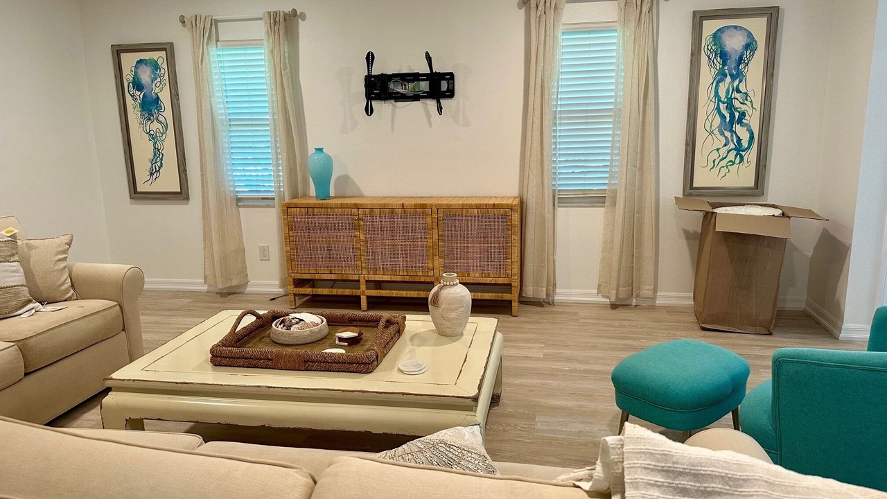 Photo of Livingroom in Interchange Square