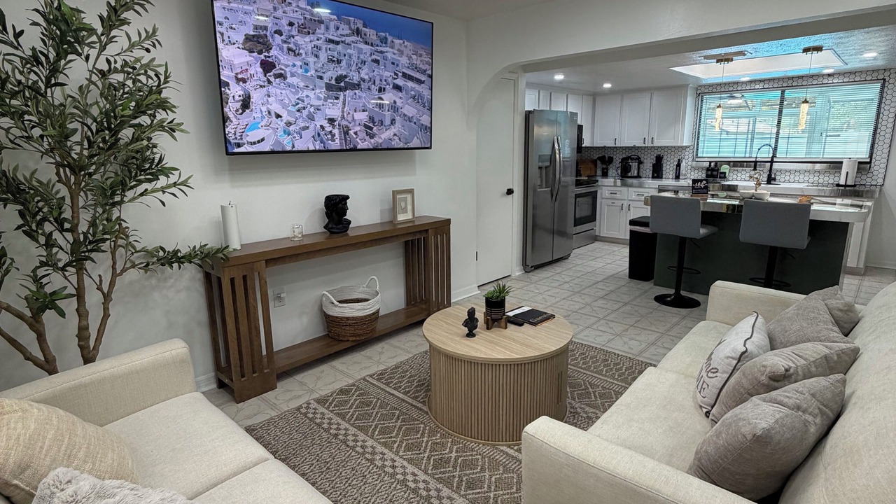 Photo of Livingroom in Spring Hill