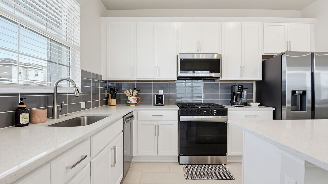 Photo of Kitchen in DeBary