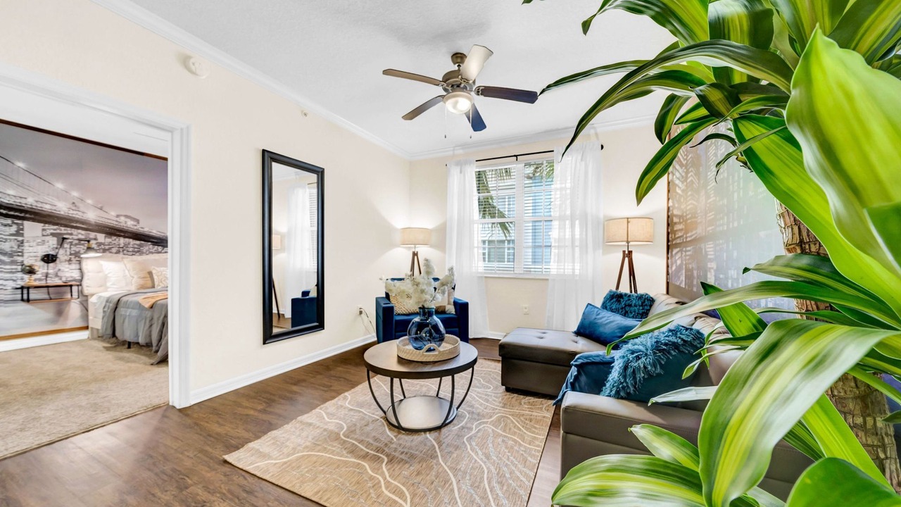 Photo of Livingroom in Westchase