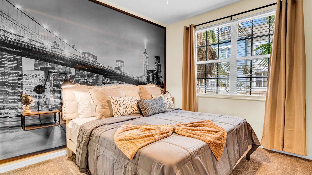 Photo of Bedroom in Westchase