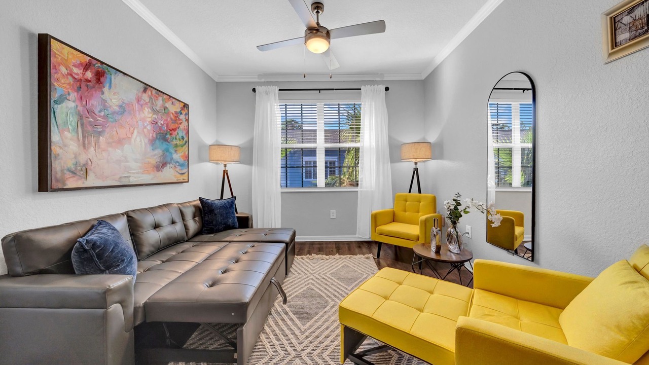 Photo of Livingroom in Westchase