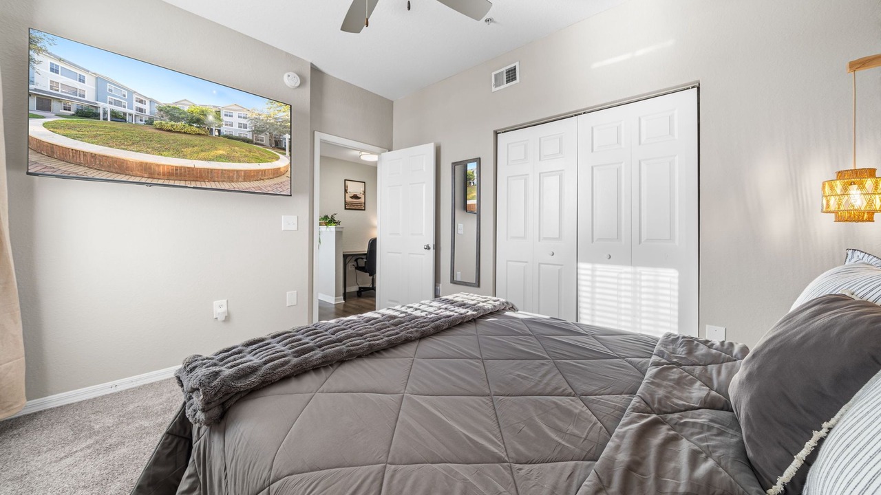 Photo of Bedroom in Westchase