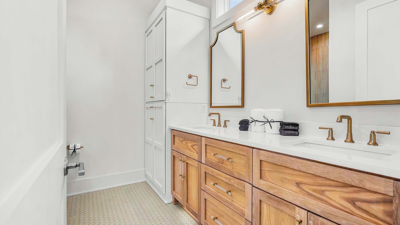 Photo of Bathroom in Laguna Beach