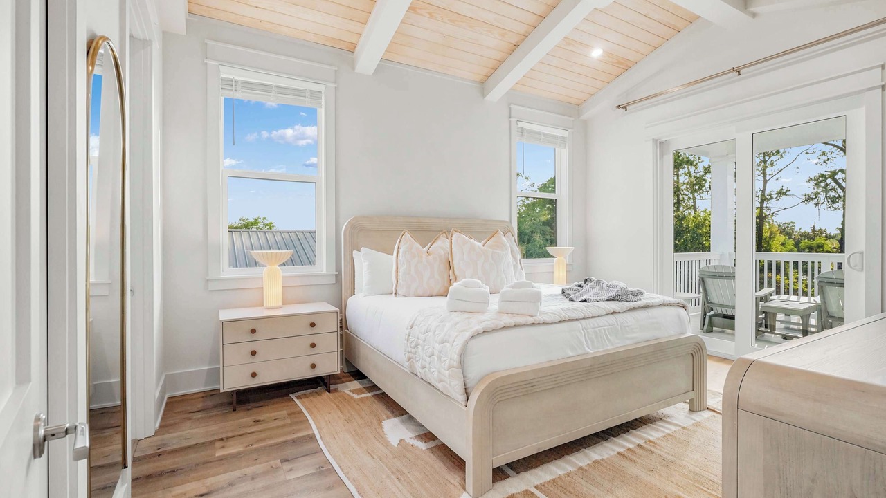 Photo of Bedroom in Laguna Beach