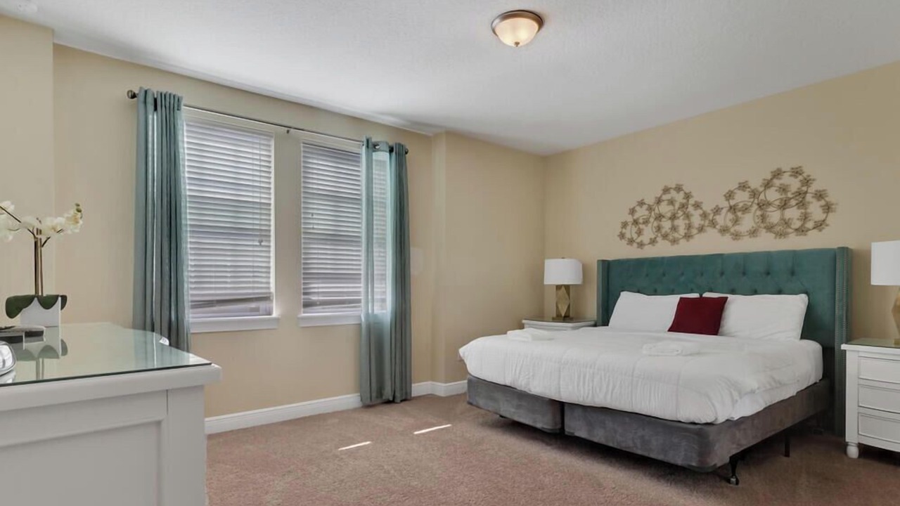 Photo of Bedroom in Davenport