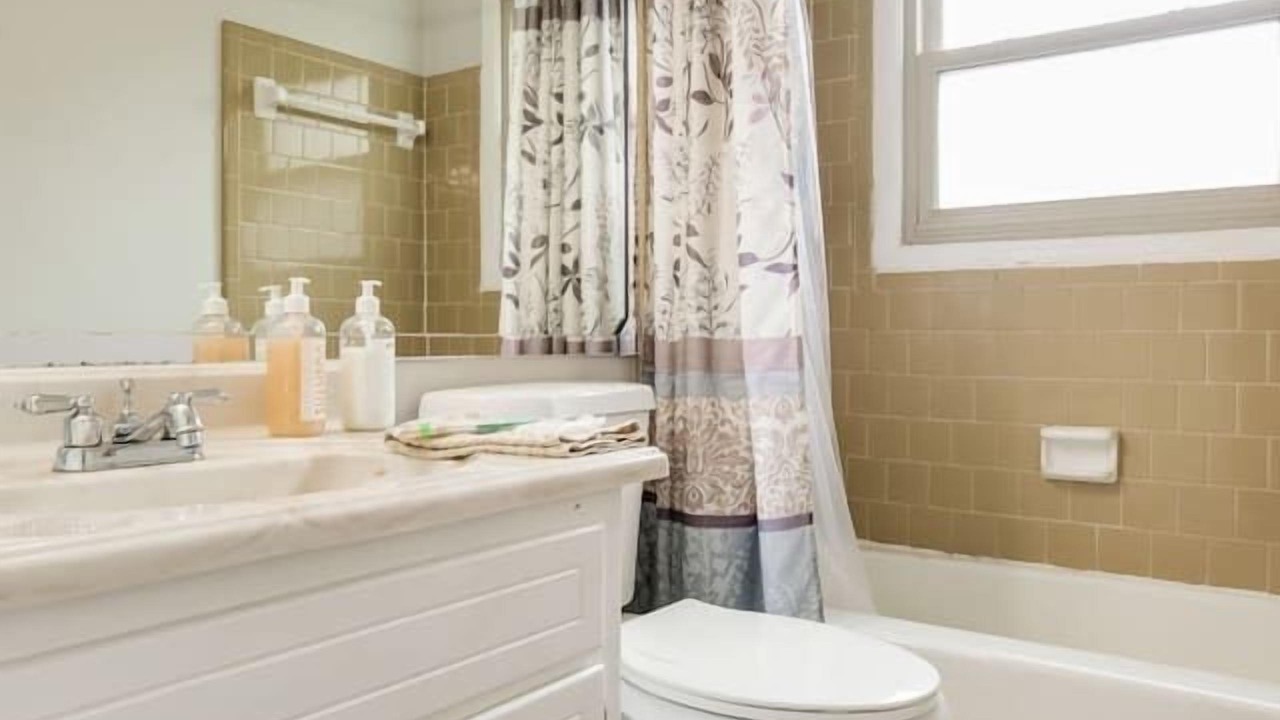 Photo of Bathroom in Northeast Pensacola