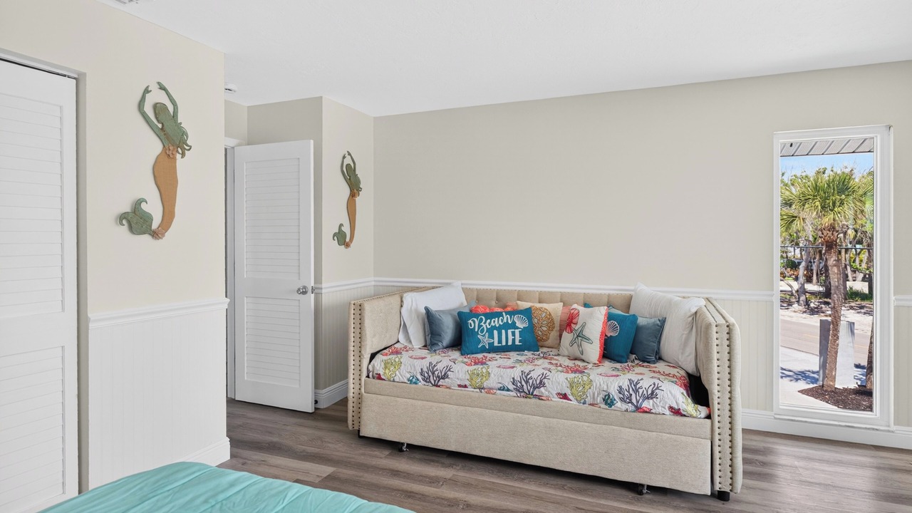 Photo of Bedroom in Englewood