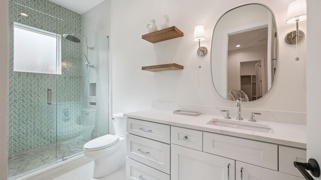 Photo of Bathroom in Treetop