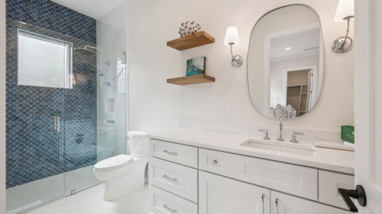 Photo of Bathroom in Treetop