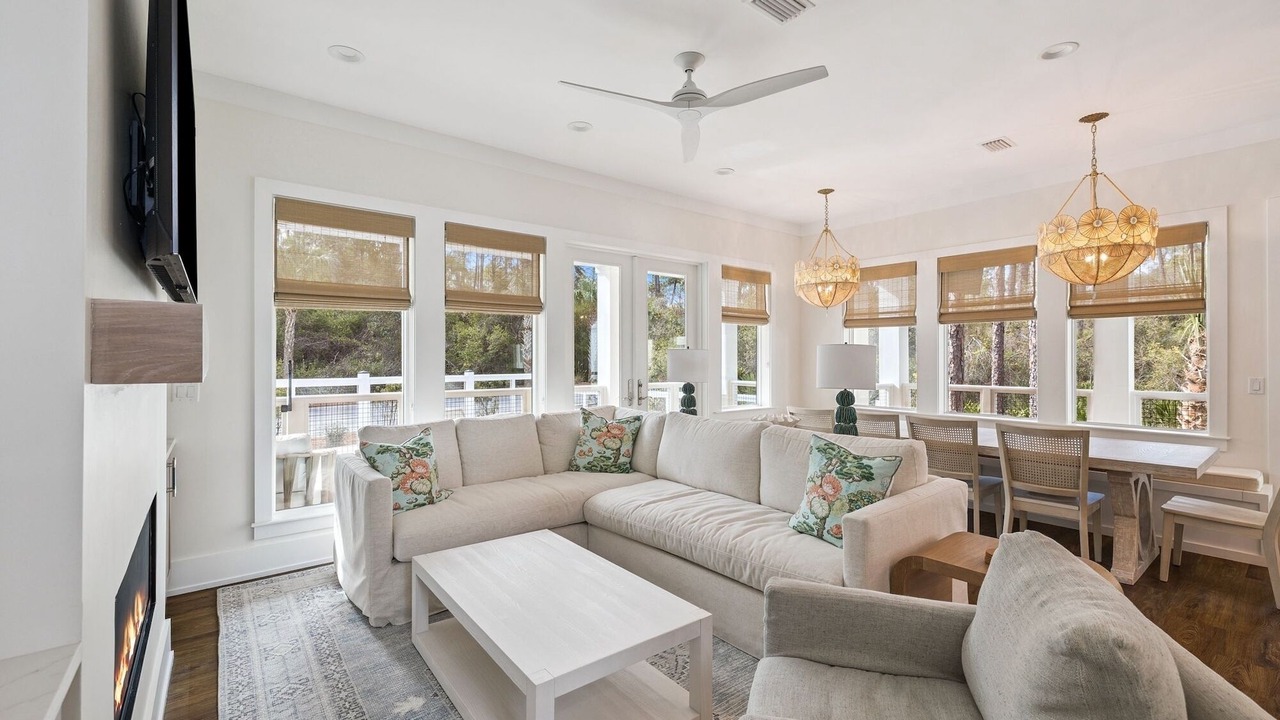 Photo of Livingroom in Treetop