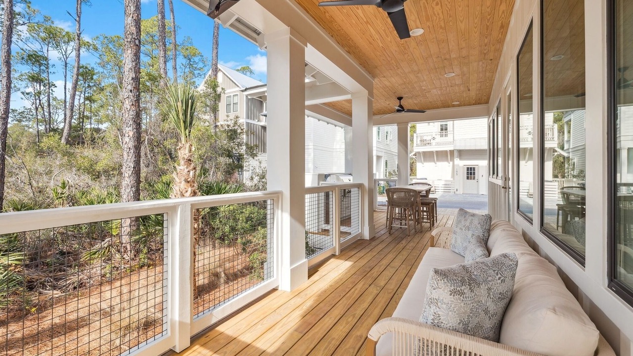 Photo of Outdoor in Treetop