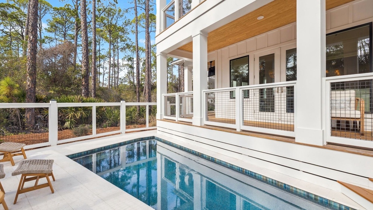 Photo of Outdoor in Treetop