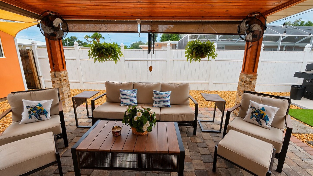 Photo of Patio Balcony in Bayshore Gardens