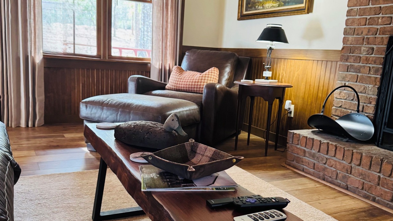Photo of Livingroom in Brookfield