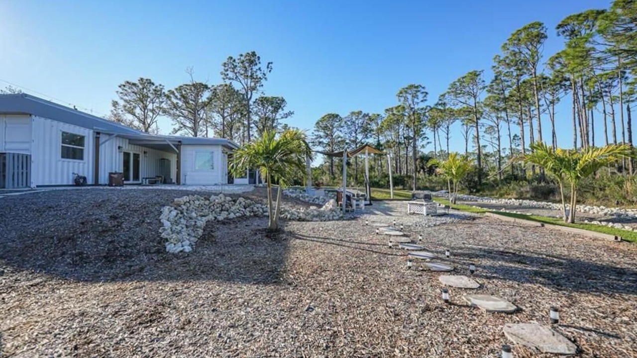 Photo of Outdoor in Port Charlotte