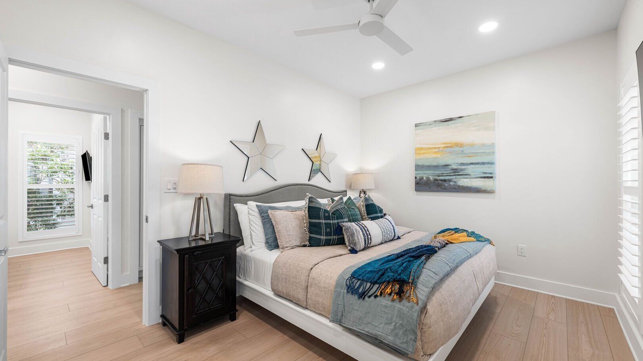 Photo of Bedroom in Seacrest