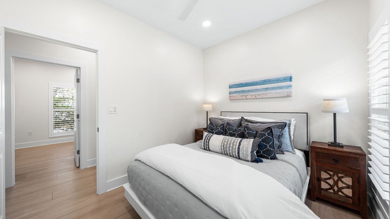 Photo of Bedroom in Seacrest