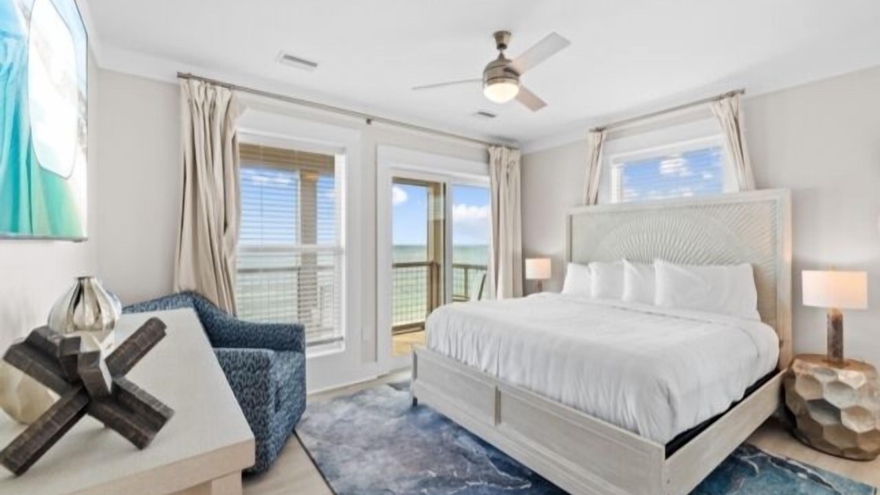 Photo of Bedroom in Mexico Beach