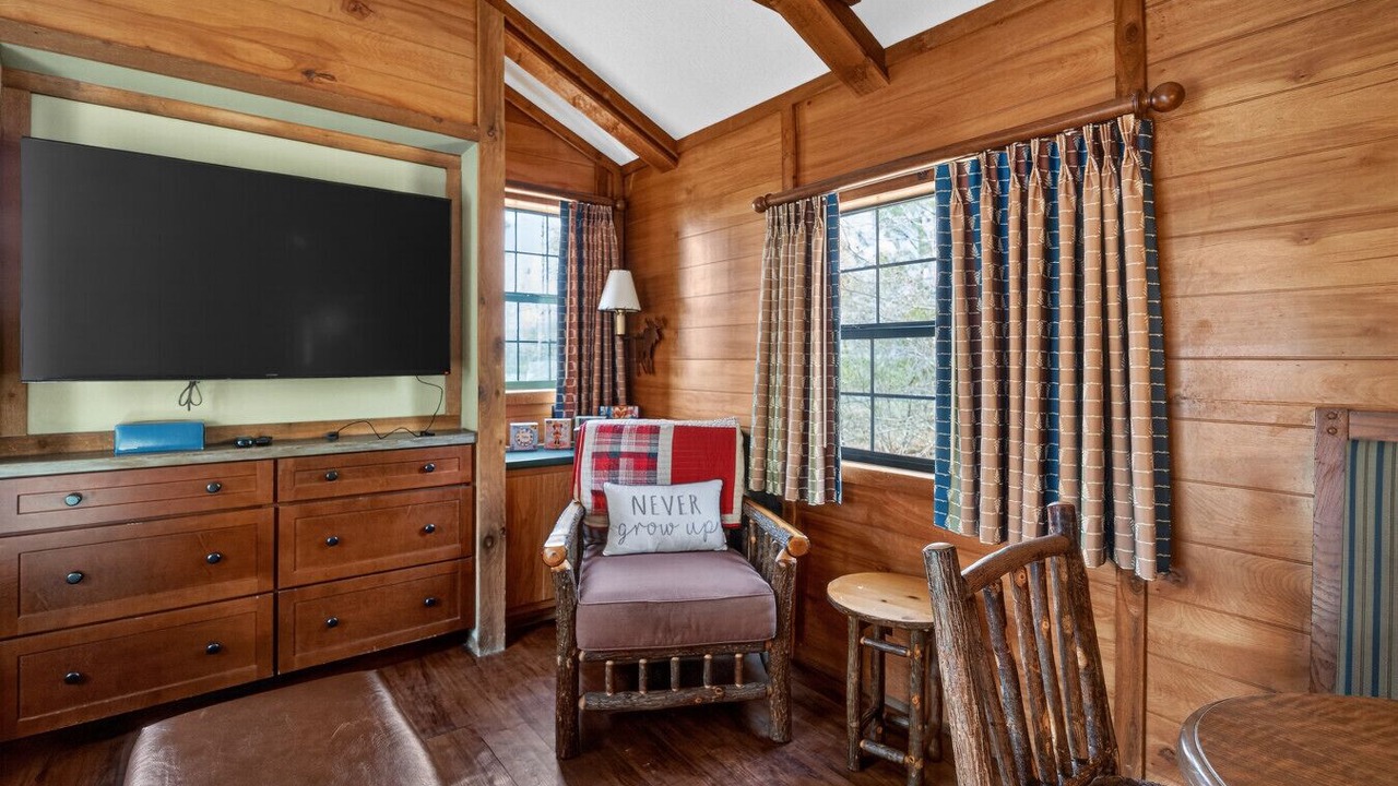 Photo of Livingroom in Irwinville