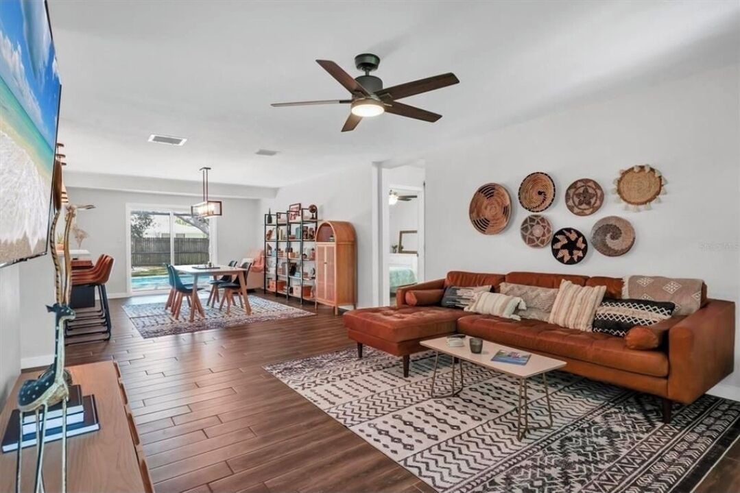 Photo of Livingroom in Arlington Park