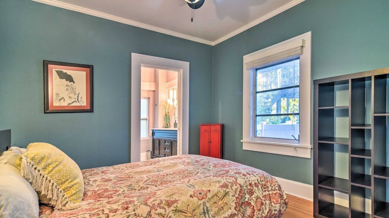 Photo of Bedroom in Historic Old Northeast