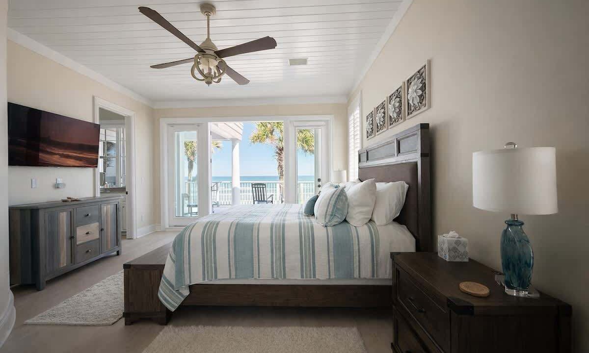 Photo of Bedroom in New Smyrna Beach