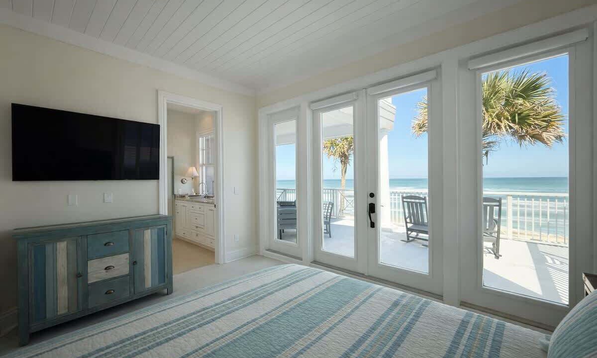 Photo of Bedroom in New Smyrna Beach