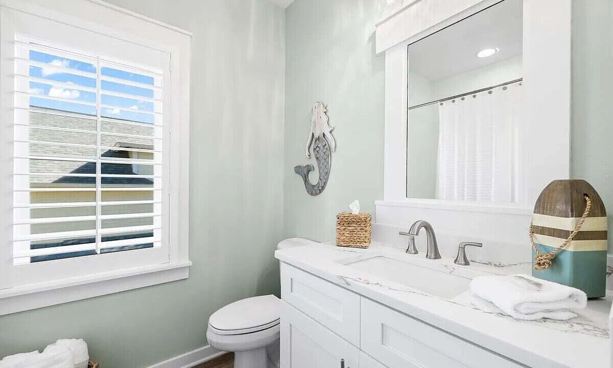 Photo of Bathroom in Laurel Grove