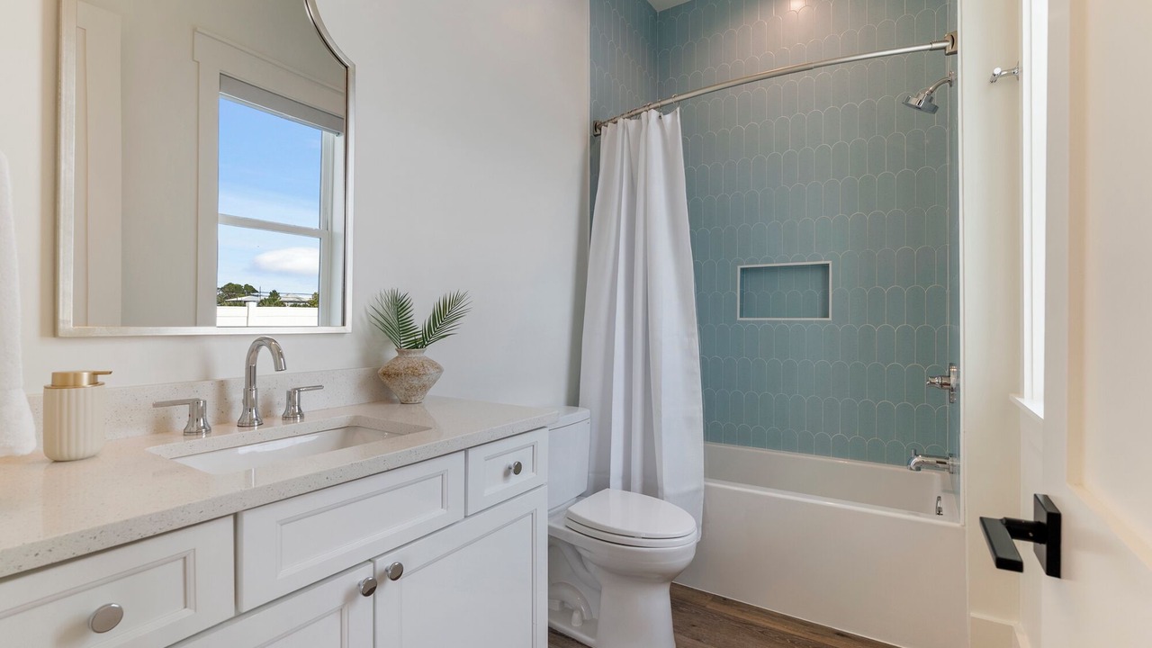 Photo of Bathroom in Biltmore Beach