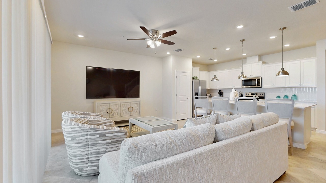 Photo of Livingroom in Four Corners
