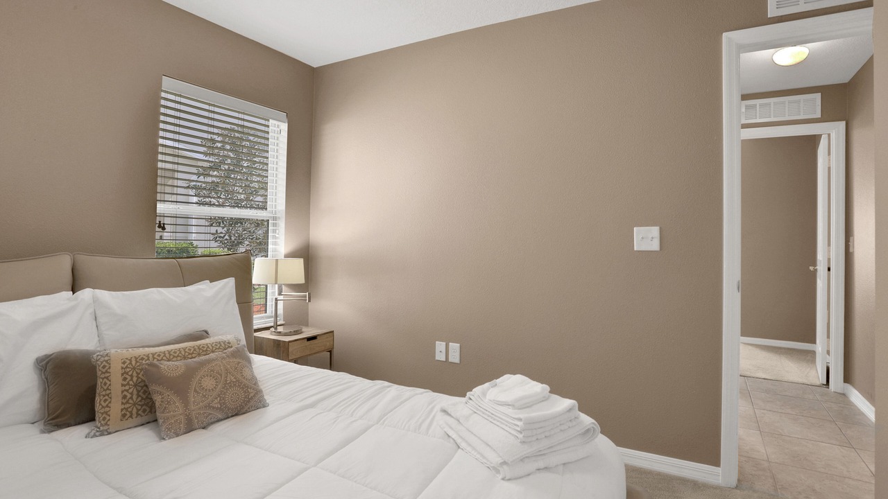 Photo of Bedroom in Crystal Cove