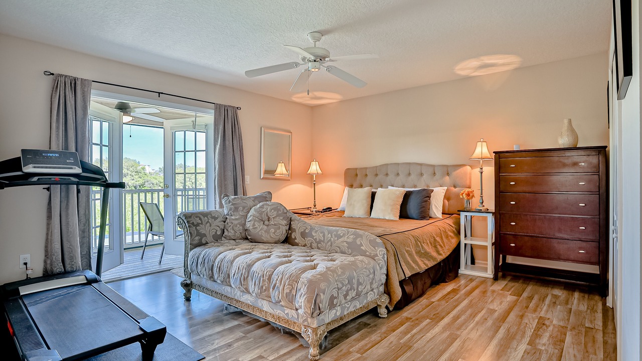 Photo of Bedroom in West Haven
