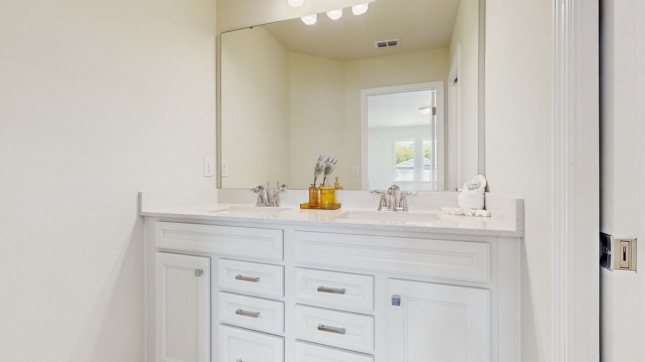 Photo of Bathroom in Four Corners
