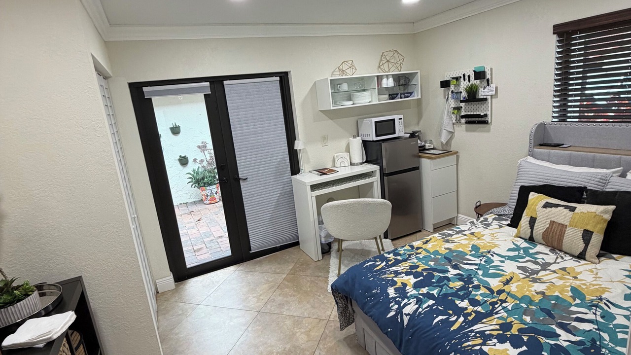 Photo of Bedroom in Kendale Lakes