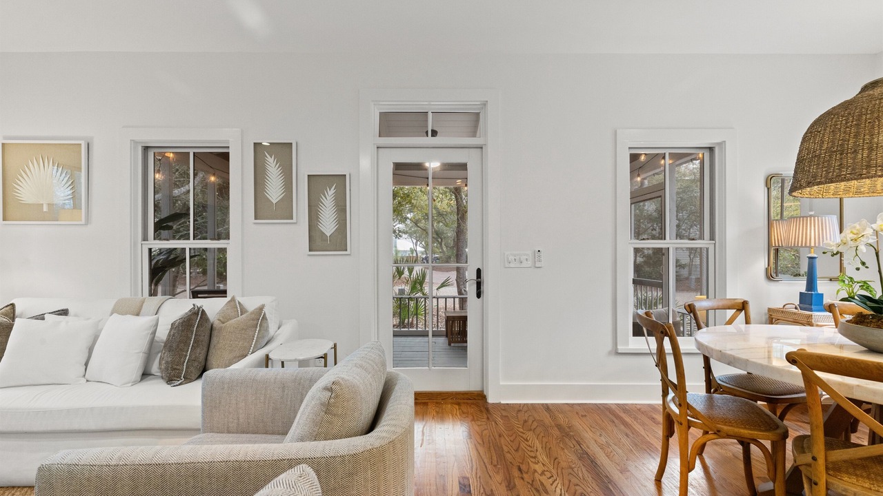 Photo of Livingroom in Seacrest