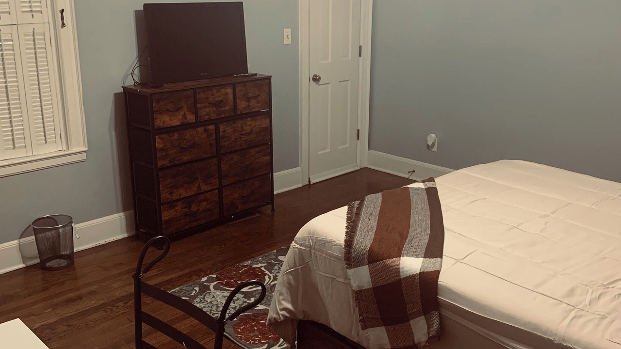 Photo of Bedroom in Albany