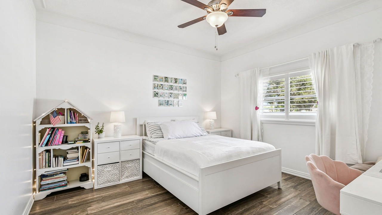 Photo of Bedroom in Laurel