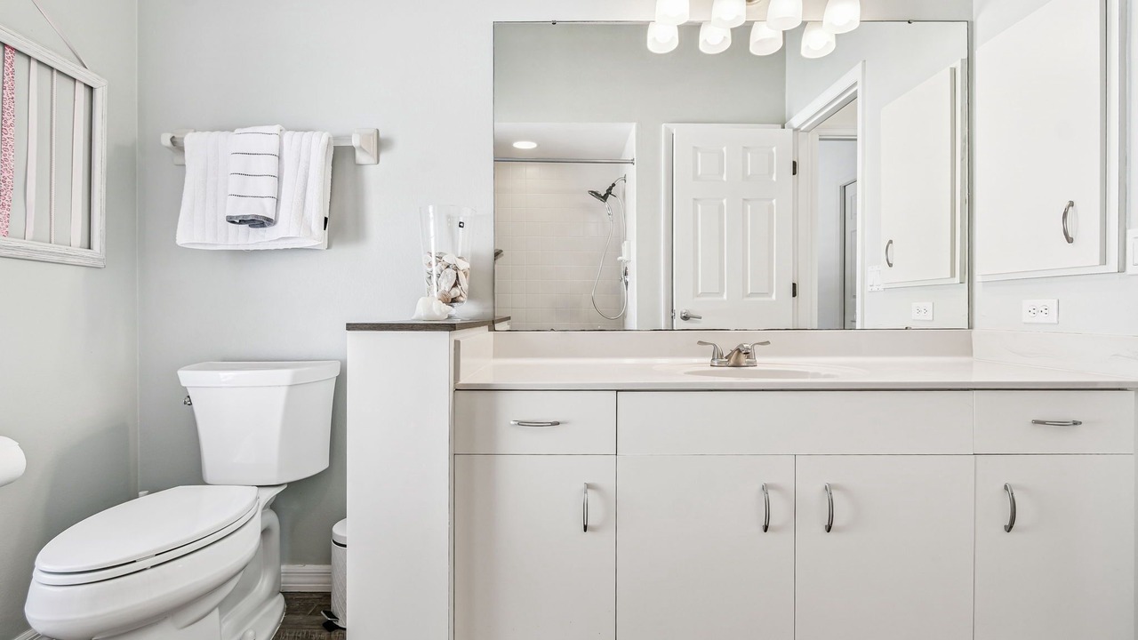 Photo of Bathroom in Laurel