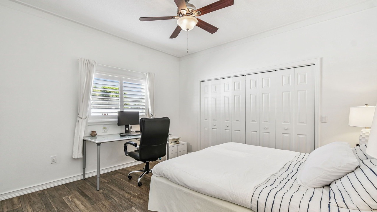 Photo of Bedroom in Laurel