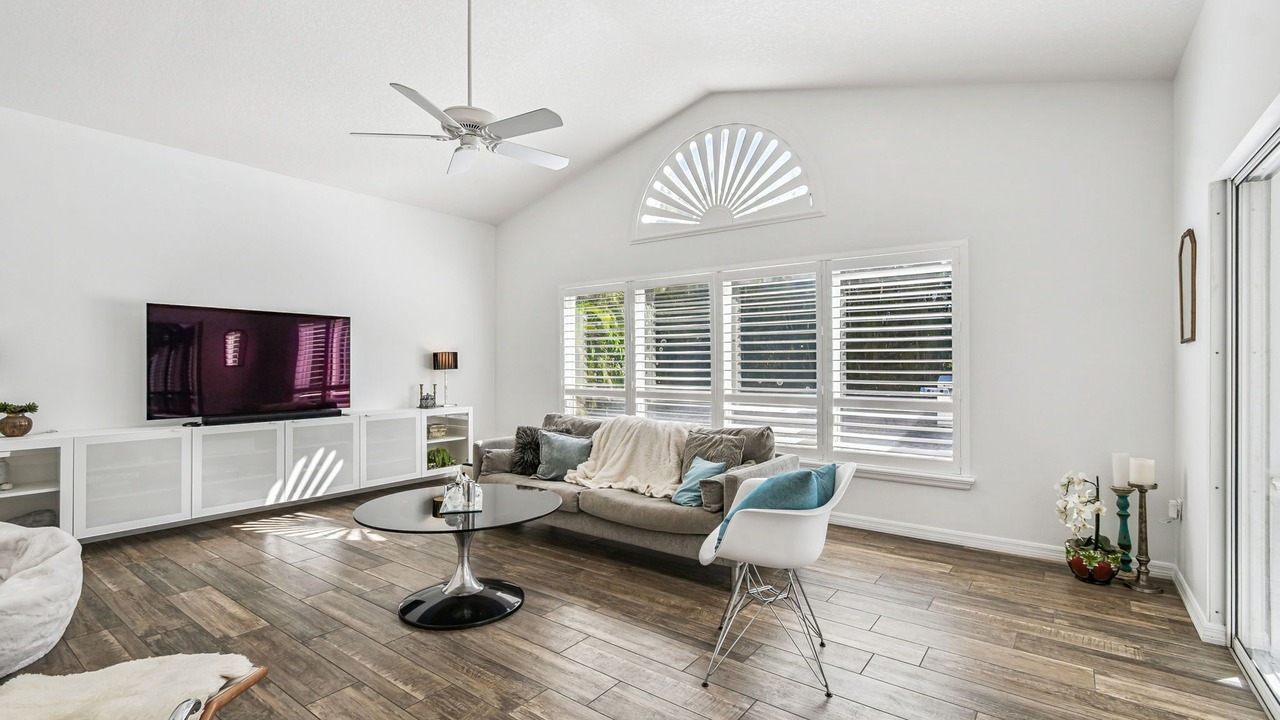 Photo of Livingroom in Laurel