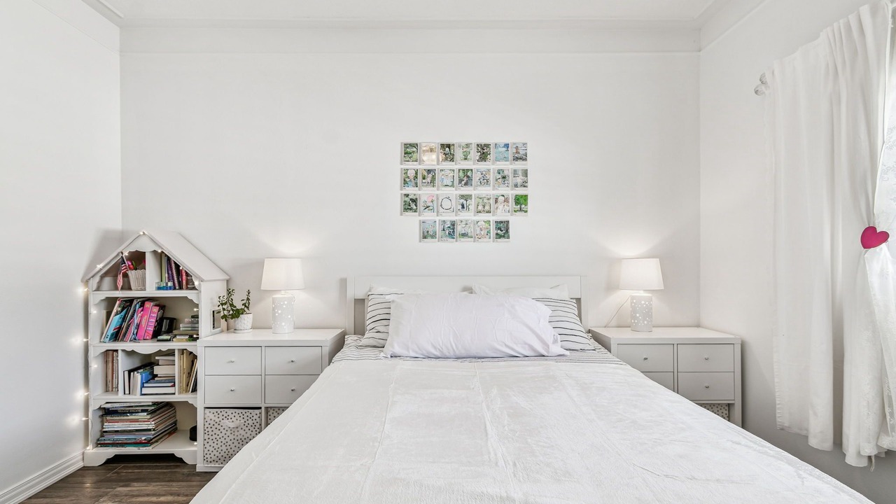 Photo of Bedroom in Laurel