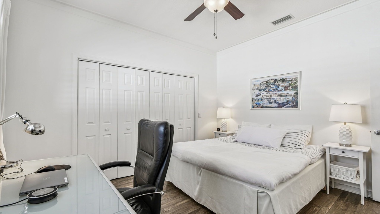 Photo of Bedroom in Laurel