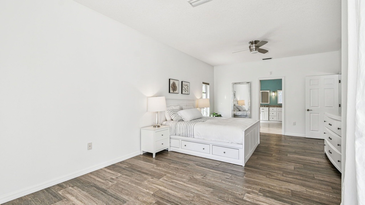 Photo of Bedroom in Laurel