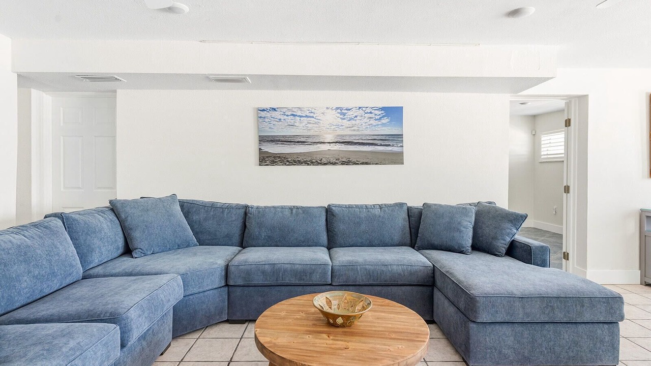 Photo of Livingroom in Englewood South
