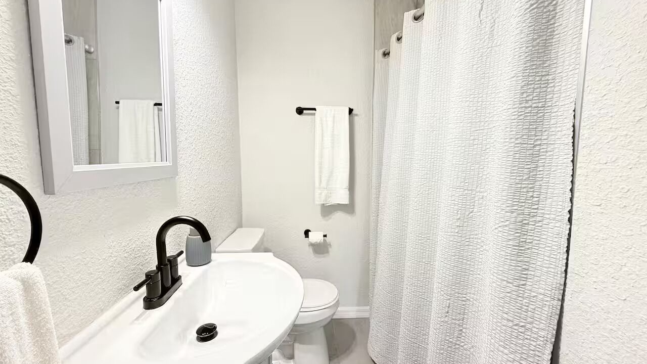 Photo of Bathroom in Leesburg