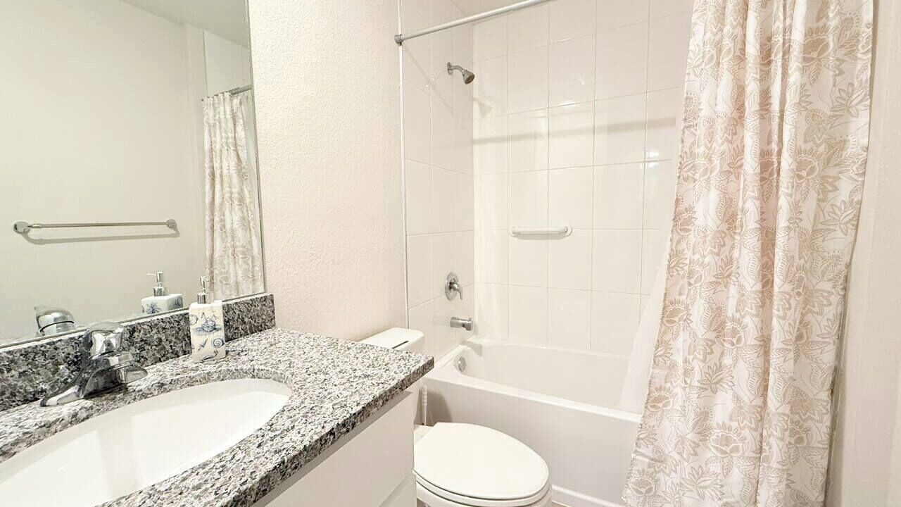 Photo of Bathroom in Harris