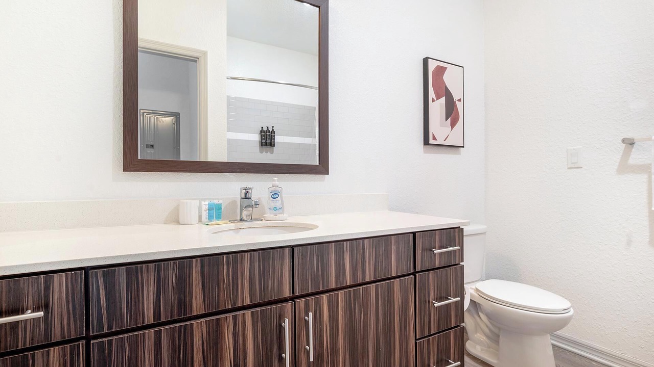 Photo of Bathroom in Fairvilla