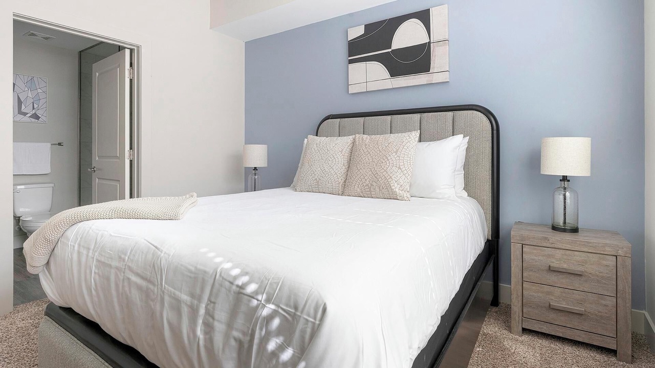 Photo of Bedroom in West 1st Street