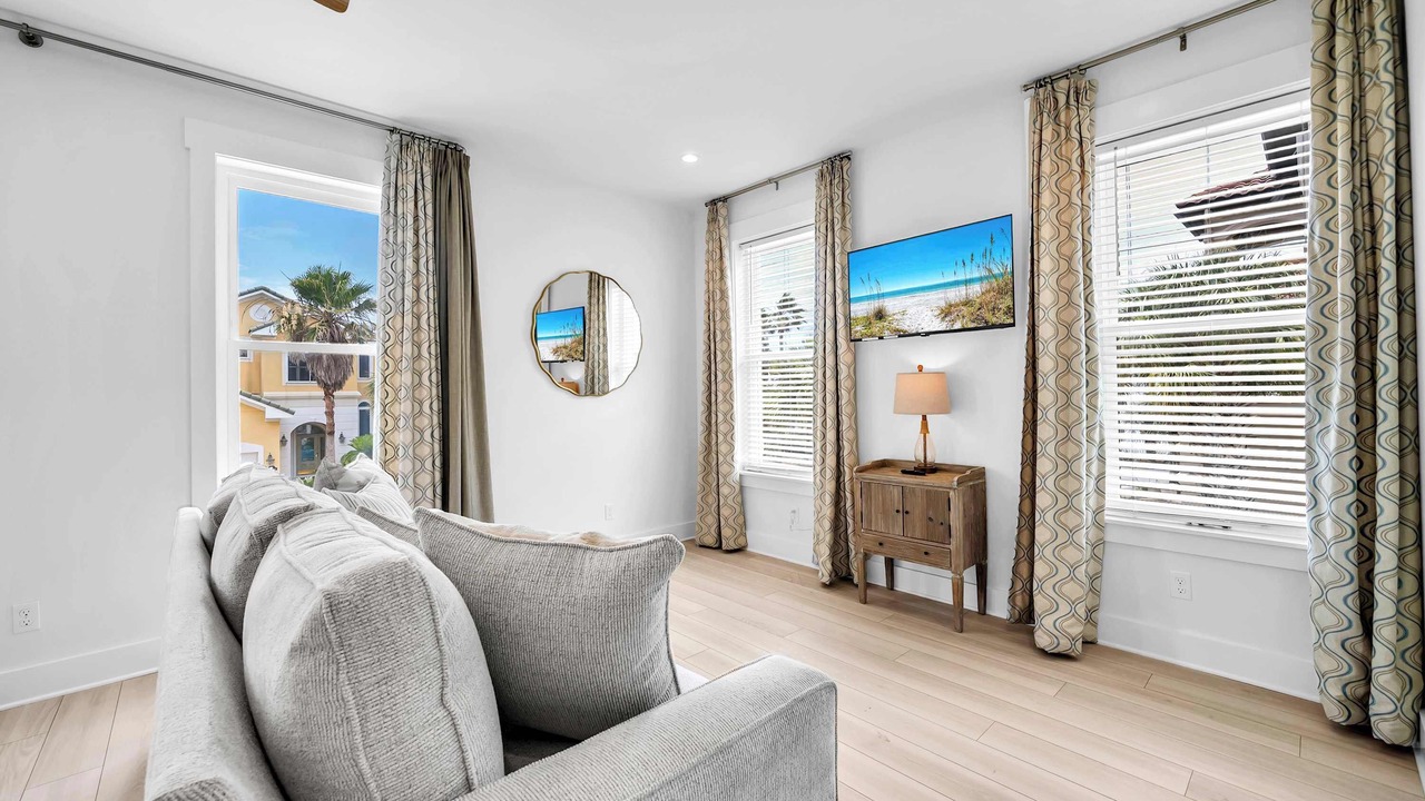 Photo of Livingroom in Avalon Beach Estates